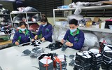 Cận cảnh nơi sản xuất khẩu trang tái sử dụng phòng chống virus Corona